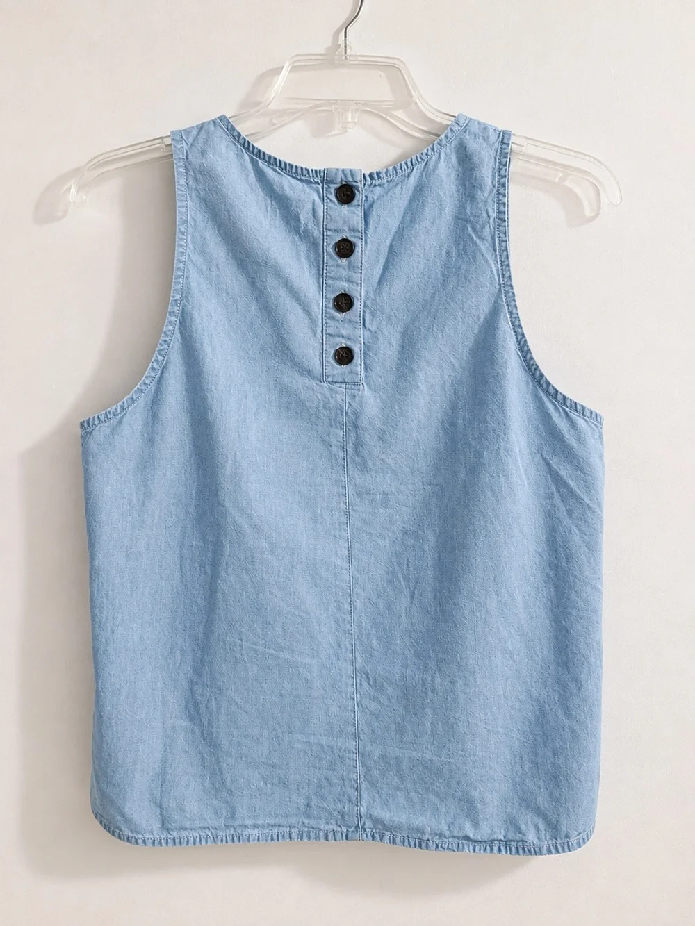 J.Crew Button-Back Chambray Tank Top Size M Light Blue Sleeveless